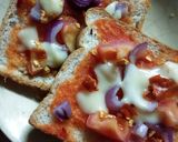 ব্রেড পিজ্জা (bread pizza recipe in bengali) রেসিপি ধাপ - 3 ছবি
