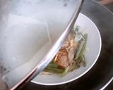Hình bước làm 5 của món Phi Lê Cá Mú Vàng Hấp Nấm & Xì Dầu