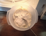 Foto del paso 2 de la receta: Decoración de chocolate blanco para postre "reflexión"