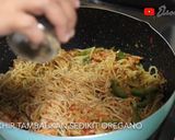 Foto langkah ke 3 dari resep Spicy tuna aglio olio.