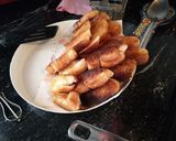 A picture of step 1 of Capirotada de Piloncillo.