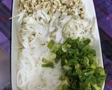 Foto langkah ke 5 dari resep Soto Ayam.