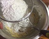 Foto del paso 4 de la receta: Alfajores de maicena rellenos de crema bariloche