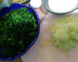 Foto del paso 1 de la receta: Bocaditos de espinacas y papas ralladas🫢🤗 acompañe con arroz, lentejas y arvejas 🤗❤️‍🩹
