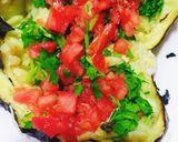صورة لخطوة 3 من وصفة سلطة الباذنجان بطريقة جديدة😋😜