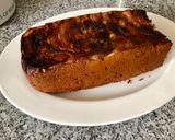 Foto del paso 4 de la receta: Queque volteado de manzana y pera