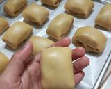 Foto langkah ke 5 dari resep Bolen Cokelat Keju Pisang Ambon.