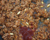 Foto del paso 4 de la receta: Bombas de patatas rellenas de carne con salsa brava