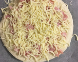 Foto del paso 8 de la receta: Torre de tortillas rellena de bacon y queso, guacamole, y otras cosas.... especial cumpleaños! 🎂
