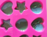 Foto langkah ke 5 dari resep Coklat prasline warna warni.