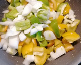 Foto del paso 2 de la receta: 266. Redondo de No ternera relleno de pimientos a la mexicana