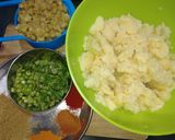 રગડા ઘૂઘરા(Ragda Ghughra recipe in Gujarati) રેસીપી સ્ટેપ4ફોટો