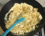A picture of step 2 of Besan ladoo.