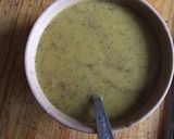 Une image de l'étape 2 de Soupe de petits pois aux graines de pavot.