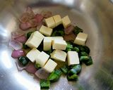 A picture of step 1 of Kadai Paneer.