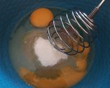Foto langkah ke 2 dari resep Bolu Marble Chocolatos No Mixer Irit Telur.
