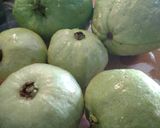 Foto langkah ke 1 dari resep Asin" jambu.