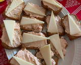 Foto del paso 2 de la receta: Mousse de salmón ahumado con queso
