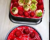 A picture of step 15 of No bake Raspberry cheese cake.