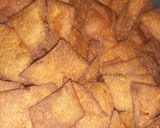 બાજરી ના શક્કરપારા(bajri na Shakkarpara recipe in gujarati) રેસીપી સ્ટેપ2ફોટો