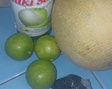 Foto langkah ke 1 dari resep Es Kuwut Melon Segar 🍈.