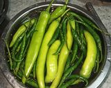 A picture of step 1 of Green Chilli Sauce.