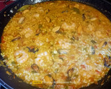 Foto del paso 6 de la receta: Arroz de langostinos y mejillones al aromas de Montilla moriles