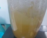 A picture of step 4 of Custard Mango caramel pudding.