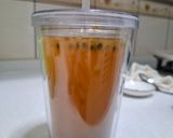 5分鐘完成夏日消暑聖品-百香蜂蜜綠茶的食譜步驟4照片