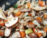 Foto del paso 2 de la receta: Noodles con setas 🍄