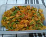 Foto langkah ke 9 dari resep Sambal Goreng Kentang Buncis.