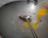 Foto langkah ke 4 dari resep Nasi Goreng ala Masakan Embah - Tidak Pedas, Tanpa Terasi.