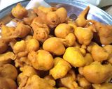 A picture of step 5 of Dahi baday ke phullay.