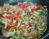 Foto del paso 2 de la receta Espaguetis con verduras y atún