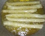 Foto langkah ke 6 dari resep Stik Keju Kulit Lumpia.