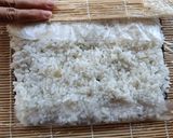 Foto del paso 7 de la receta: Sushi Philadelphia Roll (con salmón ahumado)