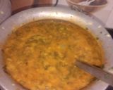 A picture of step 5 of Dal palak.