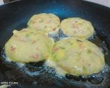 A picture of step 3 of Chicken veggies cutlets.