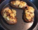 A picture of step 4 of CROSTINI: A Perfect Super Delicious Italian Breakfast/Supper 💁.
