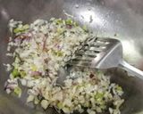 Foto langkah ke 3 dari resep Roti Isi Daging.