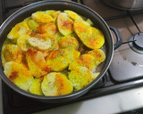 Foto del paso 4 de la receta: Espinazo con patatas al horno