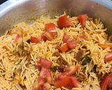 टोमॅटो राईस (Tomato rice recipe in marathi) रेसिपी स्टेप 3 फोटो 