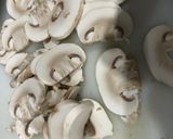 Foto del paso 4 de la receta Solomillo de ternera en salsa de setas y puré de patata