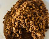 A picture of step 2 of Biscoff xmas mini pudding.