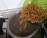 Foto del paso 1 de la receta: Macarrones con verduras, tomate y atún en conserva
