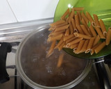 Foto del paso 1 de la receta: Macarrones con verduras, tomate y atún en conserva