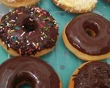 Foto langkah ke 4 dari resep Donat empuk.