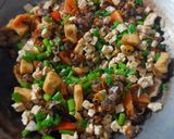 Foto langkah ke 4 dari resep Tumis Kerang Bunga Bawang.