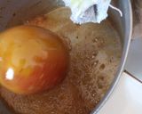 A picture of step 4 of Apple toffee.