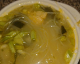 Foto del paso 5 de la receta: Sopa de fideos de arroz en miso con pollo y tocino ahumado